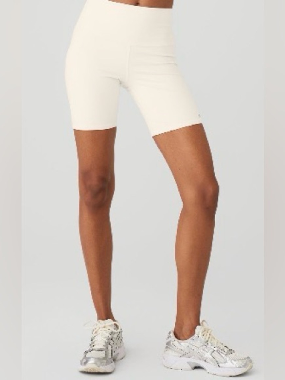 Alo 7” High-Waist Biker Short Ivory